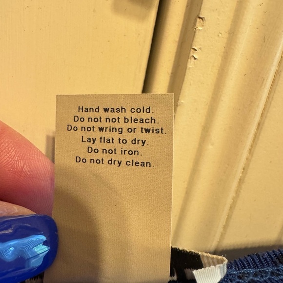 Notations Women’s Plus Size Blue Black Sparkle Top Blouse Crew Neck Sz 3X - Picture 5 of 8